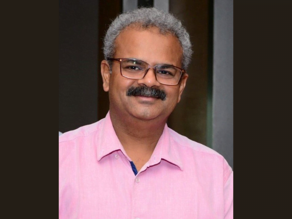 Dr. Vivek Gaur